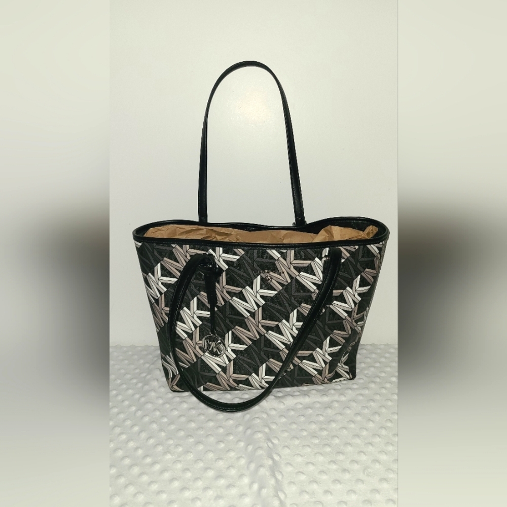 Michael Kors Medium Black Multi Carryall Tote